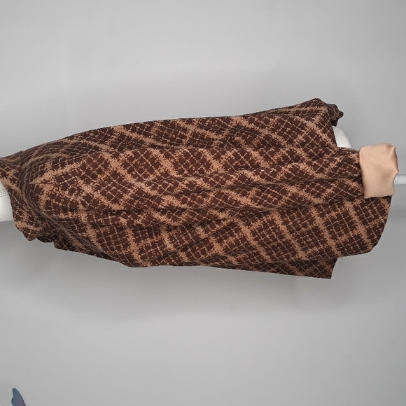 Notations plaid buttondown longsleeve blouse w shimmering gold cuffs - Picture 5 of 10